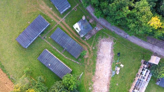 Hubsan Zino 4K Exploring ABANDONED WW2 Air Force/Army Training Base WoW смотреть онлайн
