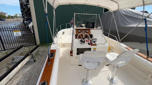 1990 Sea Ray Laguna 24 CC W/ Twin 2009 Mercury Verado 135 Hp (498hrs)***Naples, FL*** смотреть онлайн