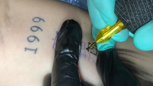 Capricorn | Chinese Letters Tattoo смотреть онлайн