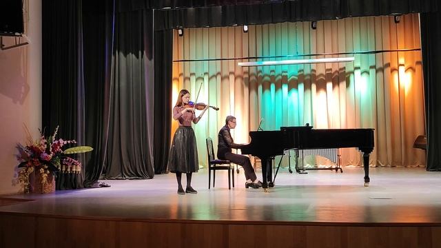 Отчетный концерт струнного отделения Царскосельской гимназии искусств им Ахматовой. 23 марта 2023. смотреть онлайн