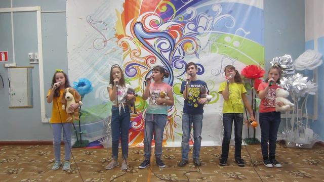 Ансамбль эстрадного пения "Созвездие" (II средняя группа) "Детство" смотреть онлайн