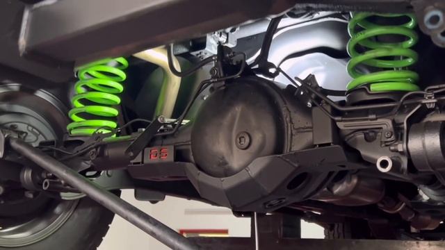Suzuki Jimny Gen 4 JB74, Ironman Lift kit: the whole process, including castor correction bushes смотреть онлайн