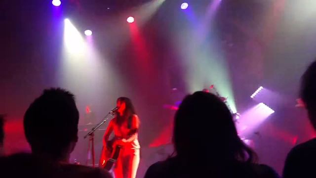 KT Tunstall - Saving my Face - O2 Shepherds Bush Empire - November 9th 2016 смотреть онлайн