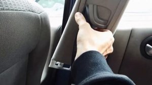 Renault Magane seat belt removal