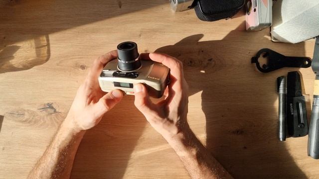 Samsung Fino 700s film camera - Short review - eng смотреть онлайн