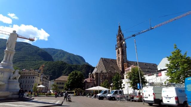 [4K] Walking tour in BOLZANO (Bozen) - Trentino Alto Adige, Italy смотреть онлайн