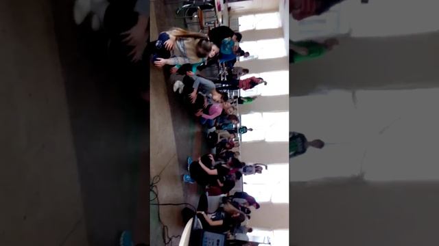 Танцы в школе номер12 город борисов!!! смотреть онлайн