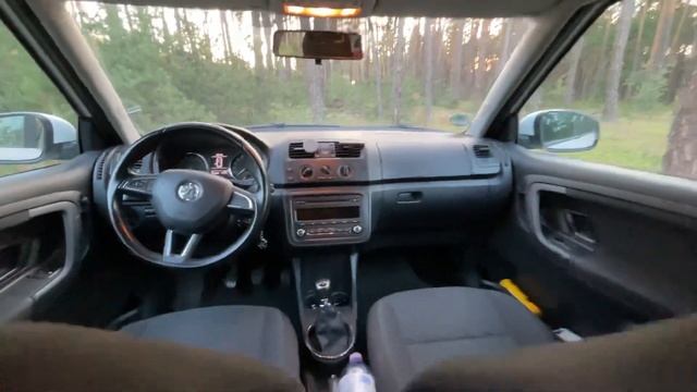 Мини отзыв и обзор на Skoda Fabia 1.6TDI, бюджетный супер экономный универсал смотреть онлайн