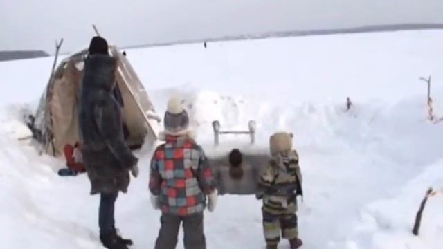 Прорубь тапкиСними смотреть онлайн