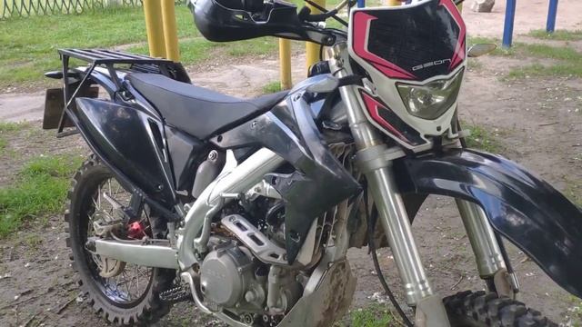1 часть: Geon Dakar 250 (300cc kit), впечатление от владения и сравнение с 2 клапанными 250ми. смотреть онлайн