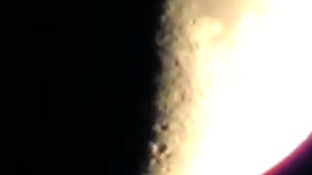 Moon recorded on Panasonic VDR-D220 смотреть онлайн