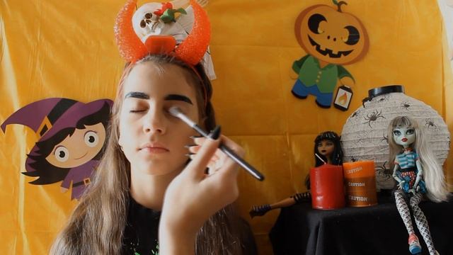 HAPPY HALLOWEEN!!!СЧАСТЛИВОГО ХЕЛЛОУИНА!!! МАКИЯЖ КУКЛЫ! смотреть онлайн