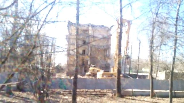 город Зеленоград район Крюково улица Заводская идёт снос пятиэтажки смотреть онлайн