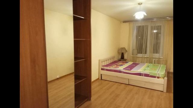 Трехкомнатная квартира студийного плана. 4 мин... смотреть онлайн