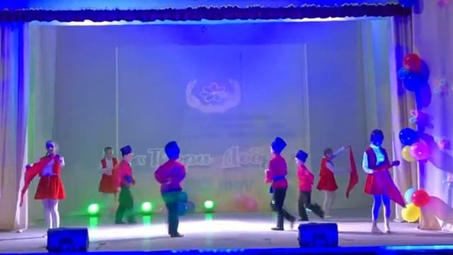 "Казачий танец" смотреть онлайн