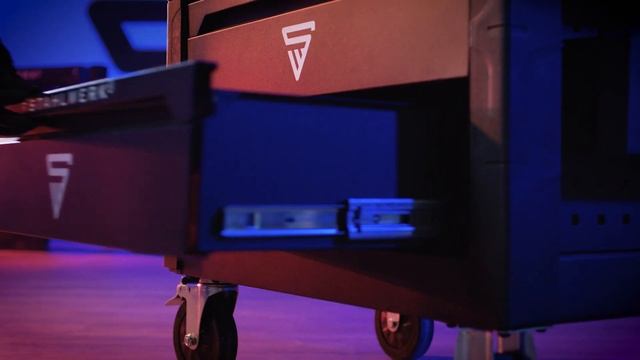 STAHLWERK Werkstattwagen SHARK bestückt mit 160 Premium-Werkzeugen aus Chrom-Vanadium смотреть онлайн