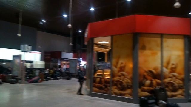 Автовокзал Варшава Заходня. Warszawa Zachodnia смотреть онлайн