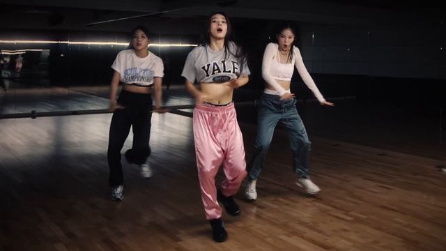 [JYPn] Press Cover | QUALIFYING | Samantha Long X Eom Taewoong Choreography смотреть онлайн