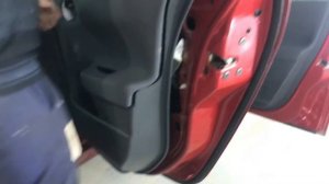 Как снять заднюю обшивку двери рено меган и снятие форточки задней двери renault megane