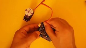 Arduino Servo Motor Control with Motor Driver Shield L293D