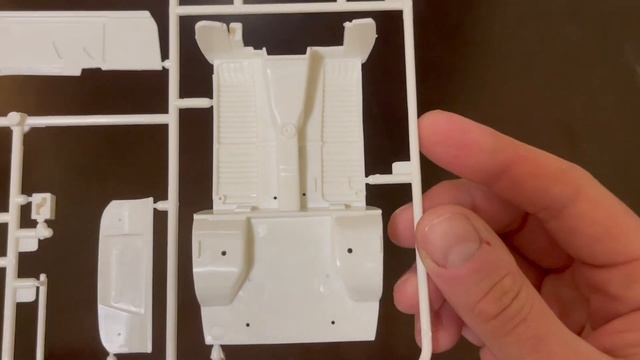 Unboxing 1/24 TAMIYA Honda S600 смотреть онлайн