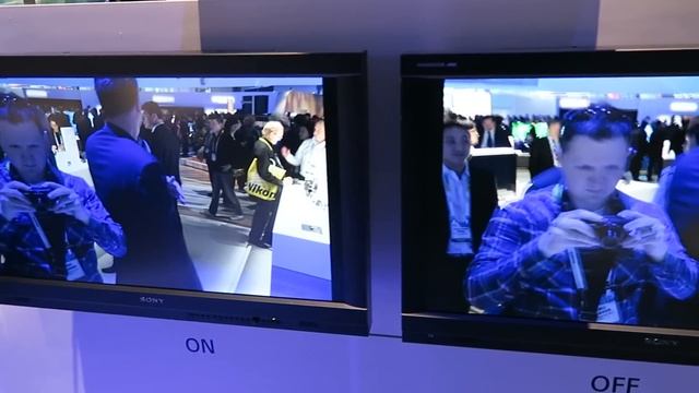 Sony FDR AX33 4K Camcorder Stabilization Demo смотреть онлайн