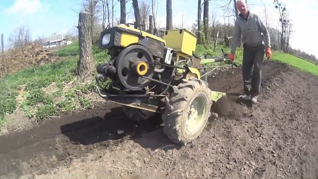 Фрезеровка почвы мотоблоком смотреть онлайн