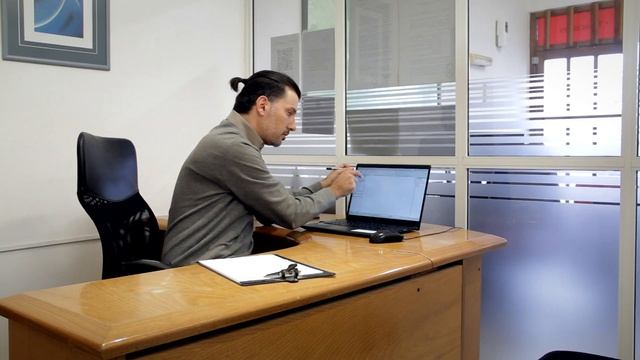 REVIT desde CERO - Te explicamos cómo funciona el programa de Autodesk y como DIBUJAR MUROS смотреть онлайн