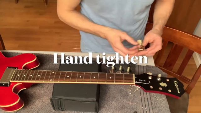 How To Upgrade Guitar Tuners (Epiphone ES-339 Kluson Revolution 19:1 lock tuner upgrade) смотреть онлайн