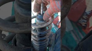 замена опоры задний стойки хонда аккорд 6 поколения