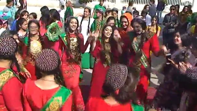 Balkanabat Uçurum - 2017 смотреть онлайн