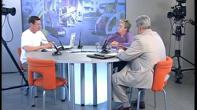 Двор мечты. Качаем права! Часть 1 смотреть онлайн