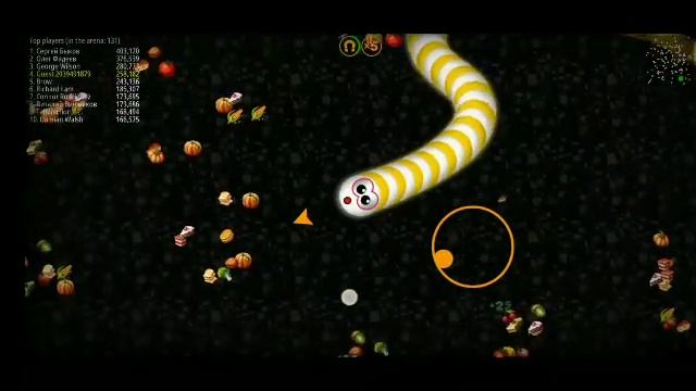 Playing WormZone.io: Goal to 1 million. смотреть онлайн