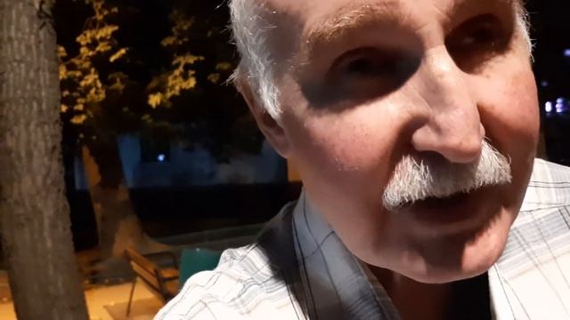 Жители Головино не хотят жить на стройке и слушать по ночам грохот от такой реновации смотреть онлайн