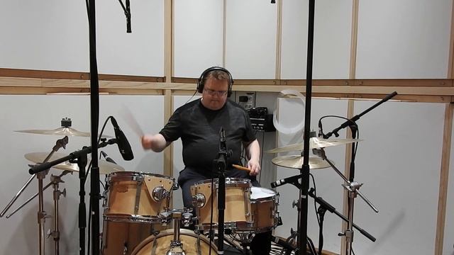 Teemu Vehkala - Tribute (Dave Weckl drum cover) смотреть онлайн
