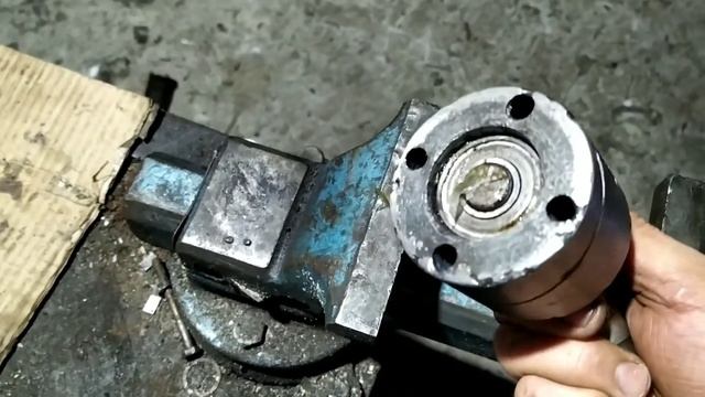 Ремонт варіатора комбайна Massey Ferguson смотреть онлайн