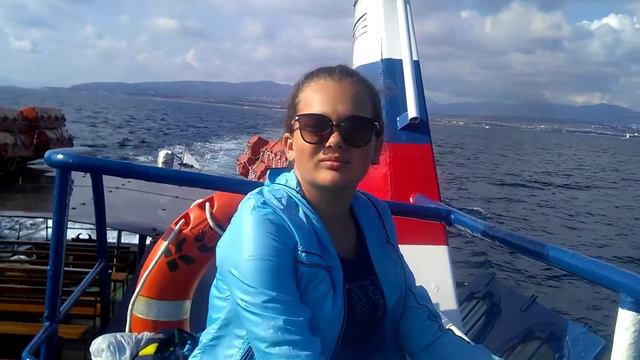 Морская прогулка в море из бухты Геленджика до скалы Парус,в Джанход смотреть онлайн