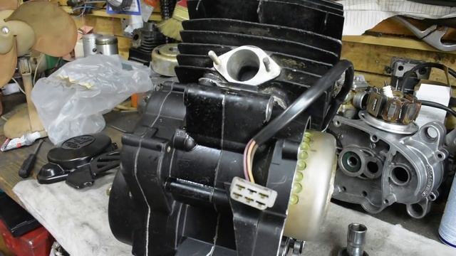 ЗИД ПИЛОТ 50.ОН ОЖИЛ! СБОРКА ДВИГАТЕЛЯ И ЗАПУСК РЕЗВОГО МОКИКА.ЗИД/МОПЕД/КОВРОВ. смотреть онлайн