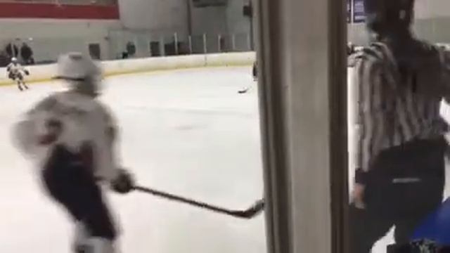 Peyton hockey 2-27 #6 смотреть онлайн