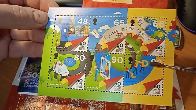 распаковка подарков от друзей и интернет магазина. Unpacking Gifts From Friends And An Online Store