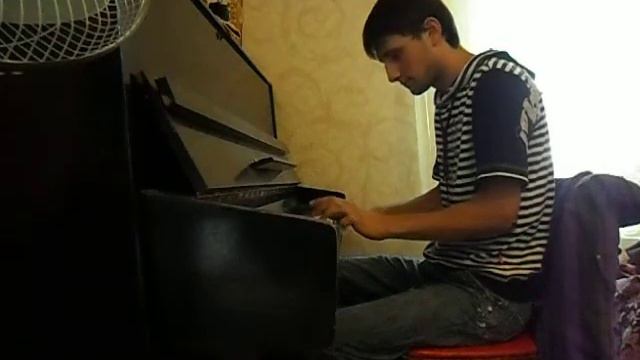 Сочинение на пианино The writing on the piano смотреть онлайн
