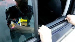 Тонировка, как снять уплотнитель VW Tiguan