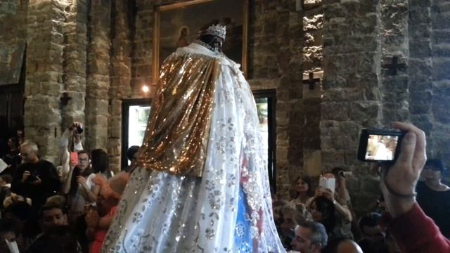 Mass Gypsy pilgrimage Saintes Maries de la Mer France смотреть онлайн