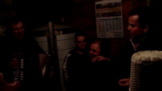 NA GRANJA CASTRO (DAIRE) NA ADEGA DO MERCIANO смотреть онлайн
