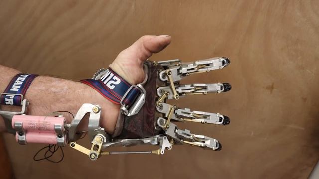 Splay function enabled! A Quick update on my new hand. смотреть онлайн