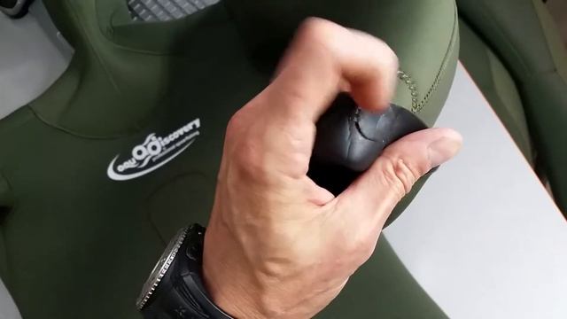 Костюм Aquadiscovery Professional неопреновый для подводной охоты смотреть онлайн