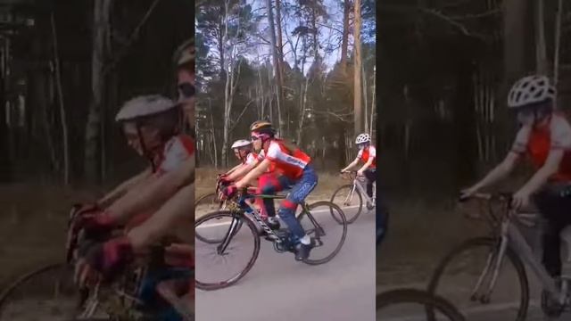 Какой цвет лучше ?#shorts #shortsvideo #cycling #велоспорт #тренировка смотреть онлайн