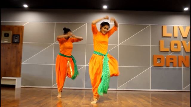 #GANESHAdance GAJANANA/ DEVA SHREE GANESHA/ BEST GANPATI DANCE/ RITU'S DANCE STUDIO