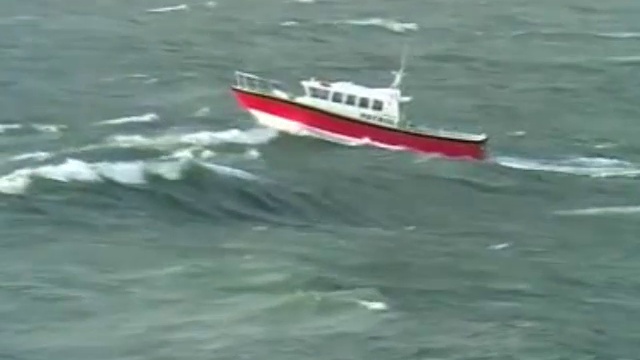 Только отважные ходят в море смотреть онлайн