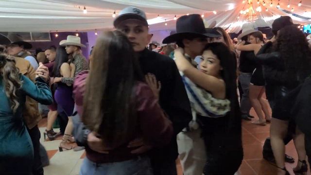 Que bonito, Baile en Chihuahua boda de B&N 12 смотреть онлайн